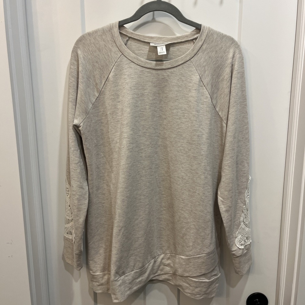 Motherhood Maternity Sweatshirt Oatmeal Cream Lace Detail Sleeve Size Medium